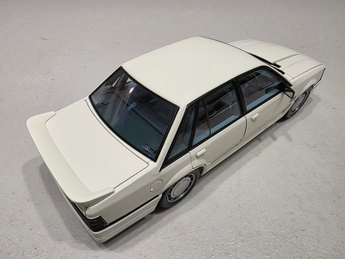 1985 HOLDEN VK COMMODORE SS GROUP THREE - 1:18 SCALE DIECAST MODEL - BIANTE