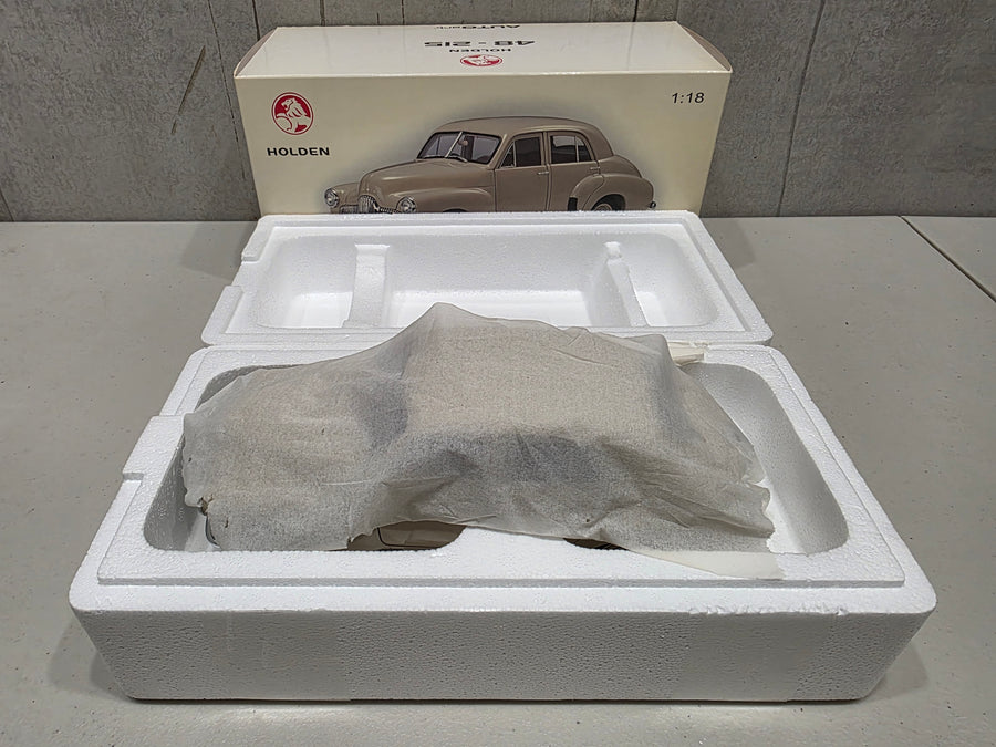 HOLDEN FX 48-215 SEDAN - ELPASO BEIGE - 1:18 SCALE DIECAST MODEL - AUTOart