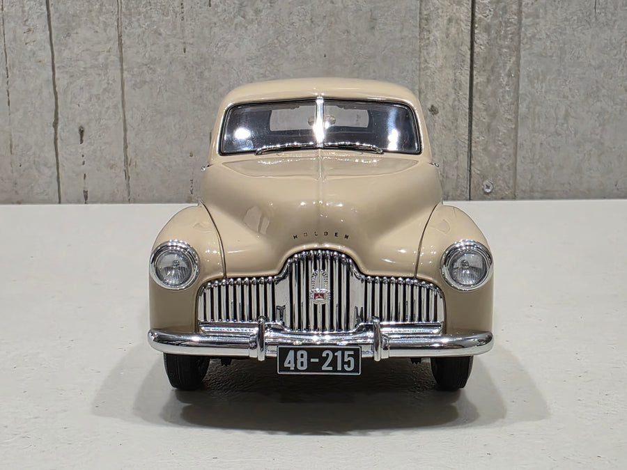 HOLDEN FX 48-215 SEDAN - ELPASO BEIGE - 1:18 SCALE DIECAST MODEL - AUTOart
