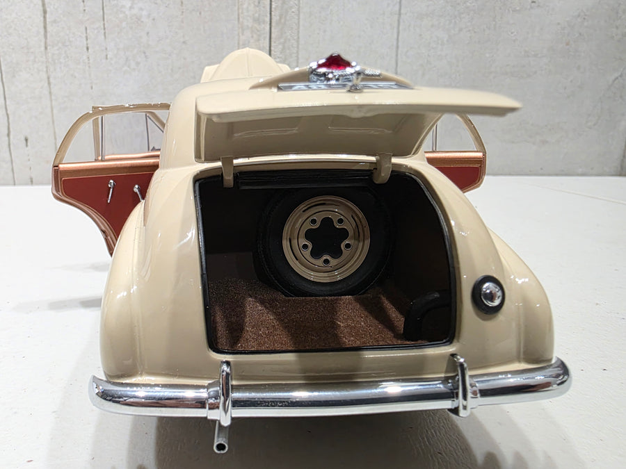 HOLDEN FX 48-215 SEDAN - ELPASO BEIGE - 1:18 SCALE DIECAST MODEL - AUTOart
