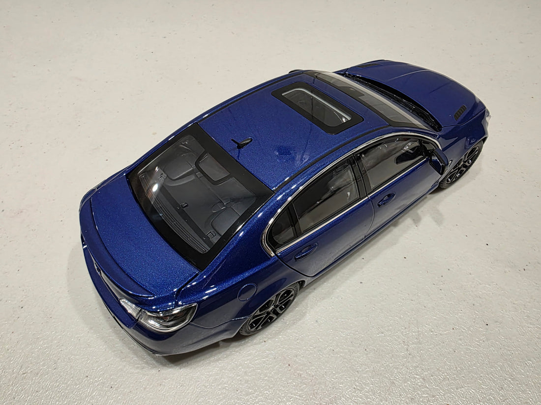 HOLDEN VF COMMODORE SSV REDLINE - SLIPSTREAM BLUE - 1:18 SCALE DIECAST MODEL - BIANTE