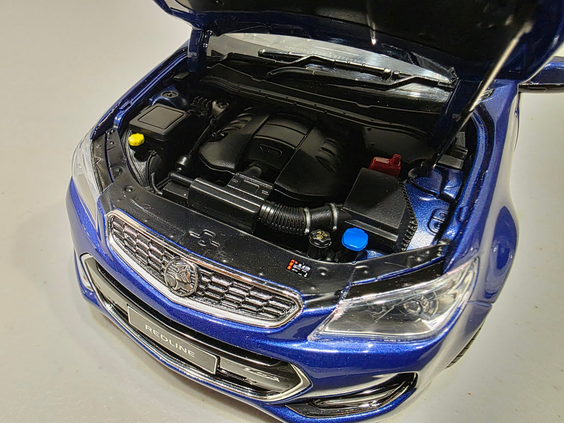 HOLDEN VF COMMODORE SSV REDLINE - SLIPSTREAM BLUE - 1:18 SCALE DIECAST MODEL - BIANTE