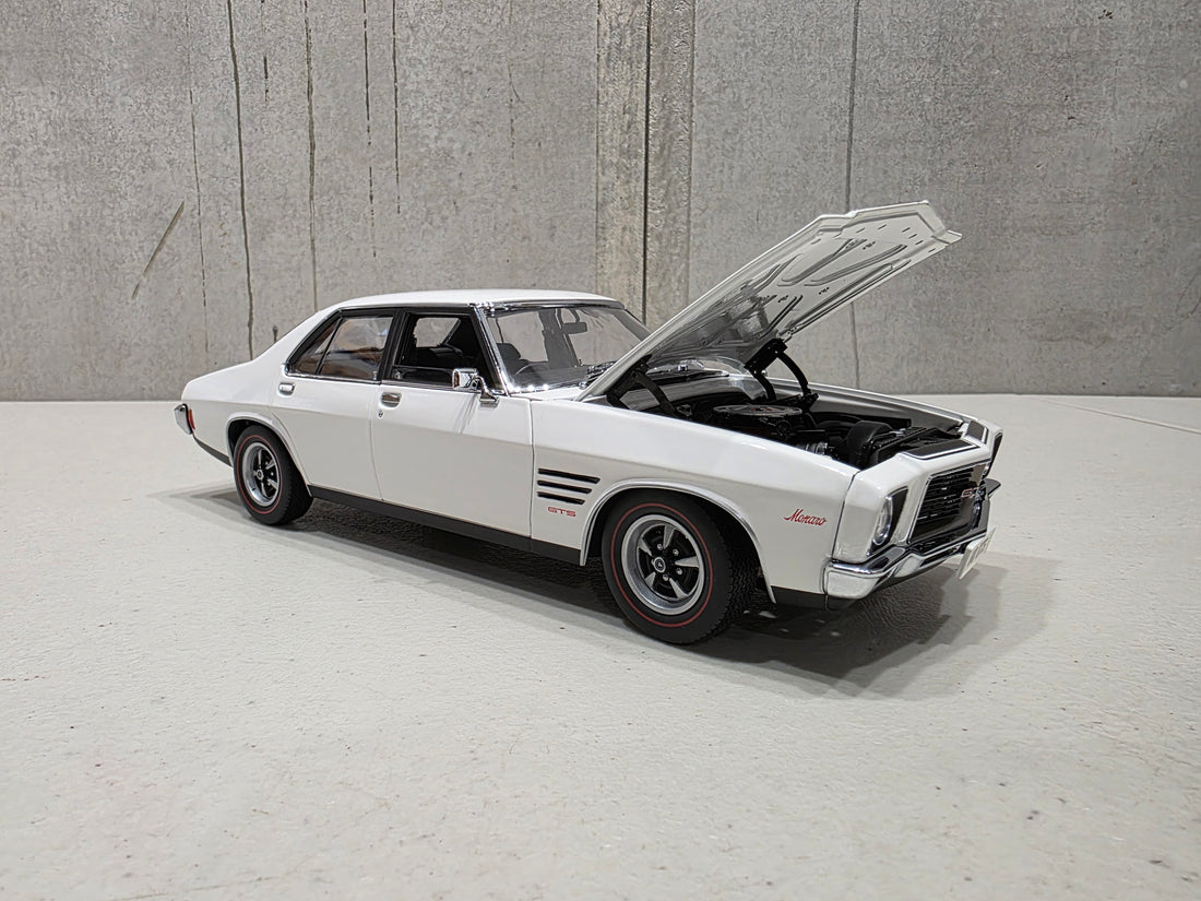 Holden HQ Monaro GTS Sedan Glacier White (350ci Engine) - 1:18 Scale Diecast Model