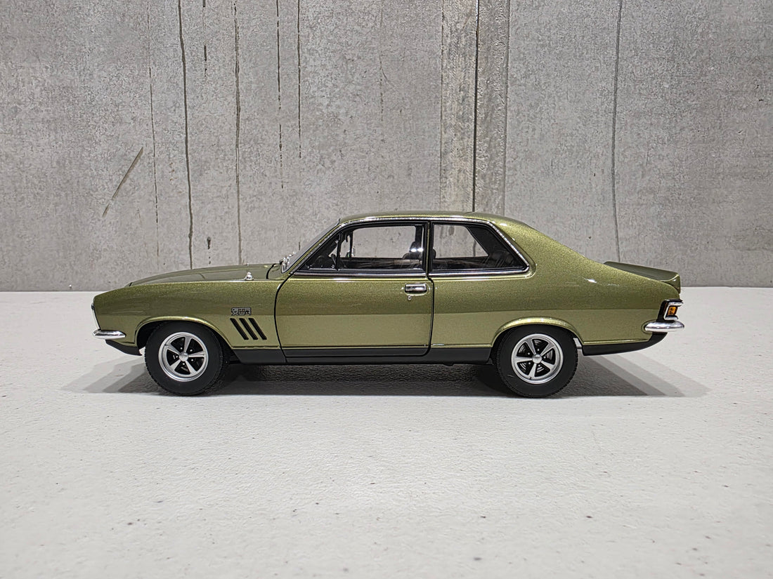 HOLDEN LJ TORANA XU-1 GTR - DUBLIN GREEN - 1:18 SCALE DIECAST MODEL