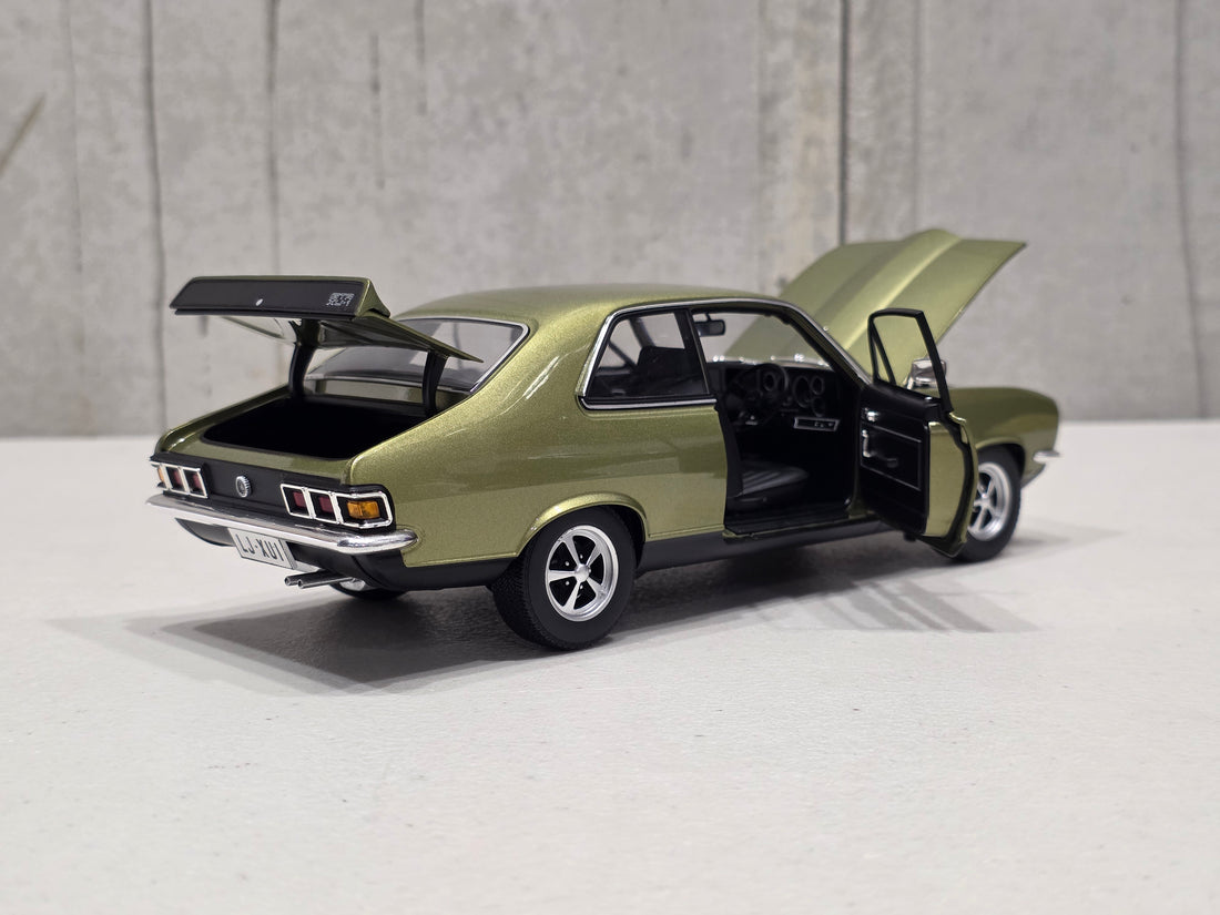 HOLDEN LJ TORANA XU-1 GTR - DUBLIN GREEN - 1:18 SCALE DIECAST MODEL
