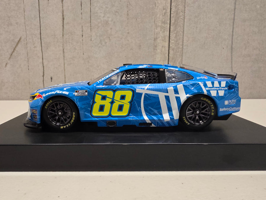 SHANE VAN GISBERGEN AUTOGRAPHED 2025 TRACKHOUSE 1:24 SCALE ARC DIECAST