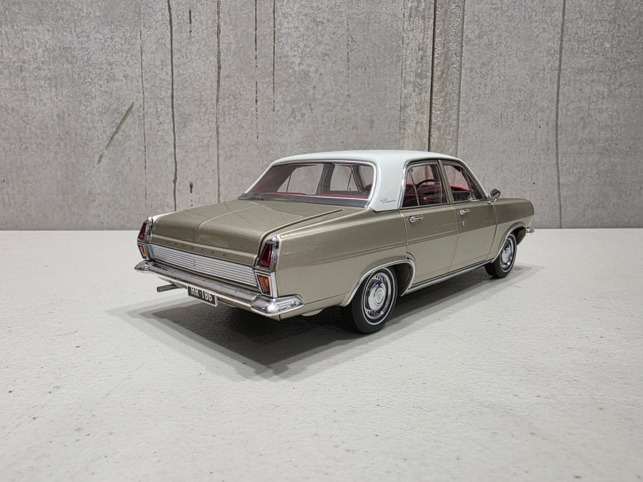 HOLDEN HR PREMIER - SIVER MINK - 1:18 SCALE DIECAST MODEL