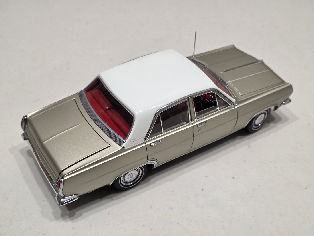 HOLDEN HR PREMIER - SIVER MINK - 1:18 SCALE DIECAST MODEL