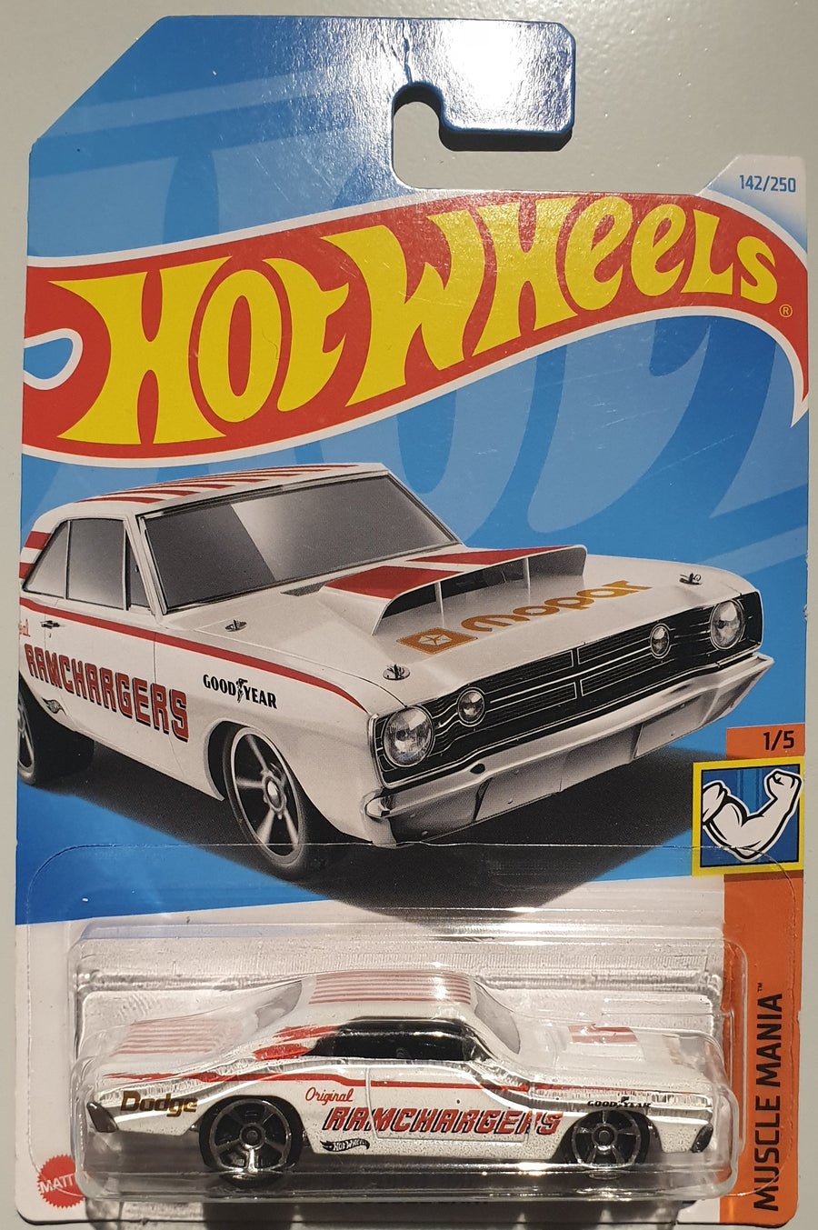 68 DODGE DART