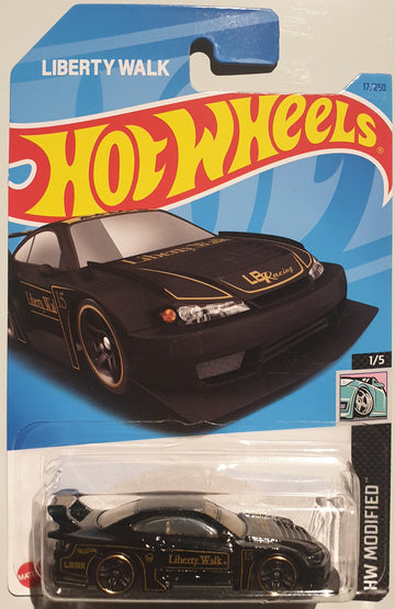 LB SUPER SILHOUETTE NISSAN SILVIA S15