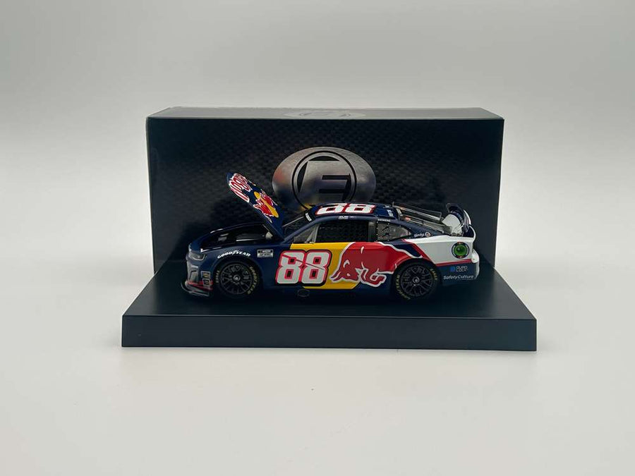 SHANE VAN GISBERGEN 2025 RED BULL 1:24 SCALE ELITE DIECAST