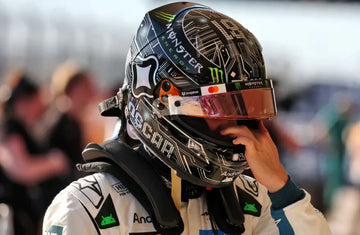 *PRE-ORDER* Oscar Piastri - 2025 USA GP - McLaren -1:5 Scale Mini Helmet - Spark F1