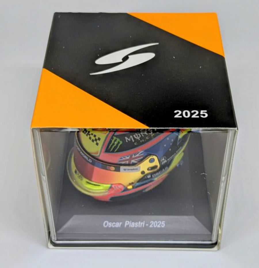 *PRE-ORDER* Oscar Piastri McLaren - 2025 - 1.5 Scale Resin Model Helmet - Spark