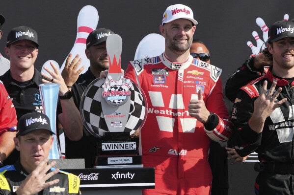 *PRE-ORDER* SHANE VAN GISBERGEN 2025 WEATHERTECH WATKINS GLEN RACED WIN 1:24 SCALE ELITE DIECAST