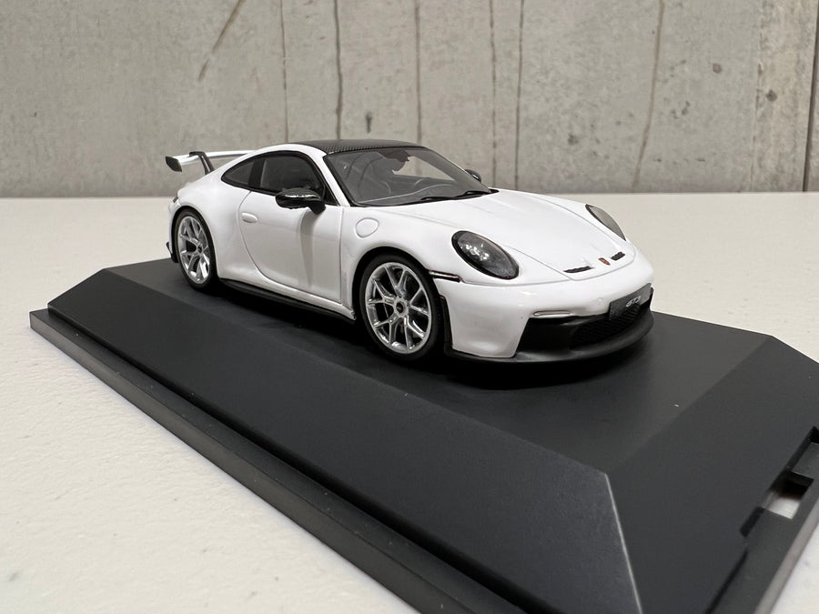 Porsche 992 GT3 White - 1:43 Scale Resin Model Car - Spark