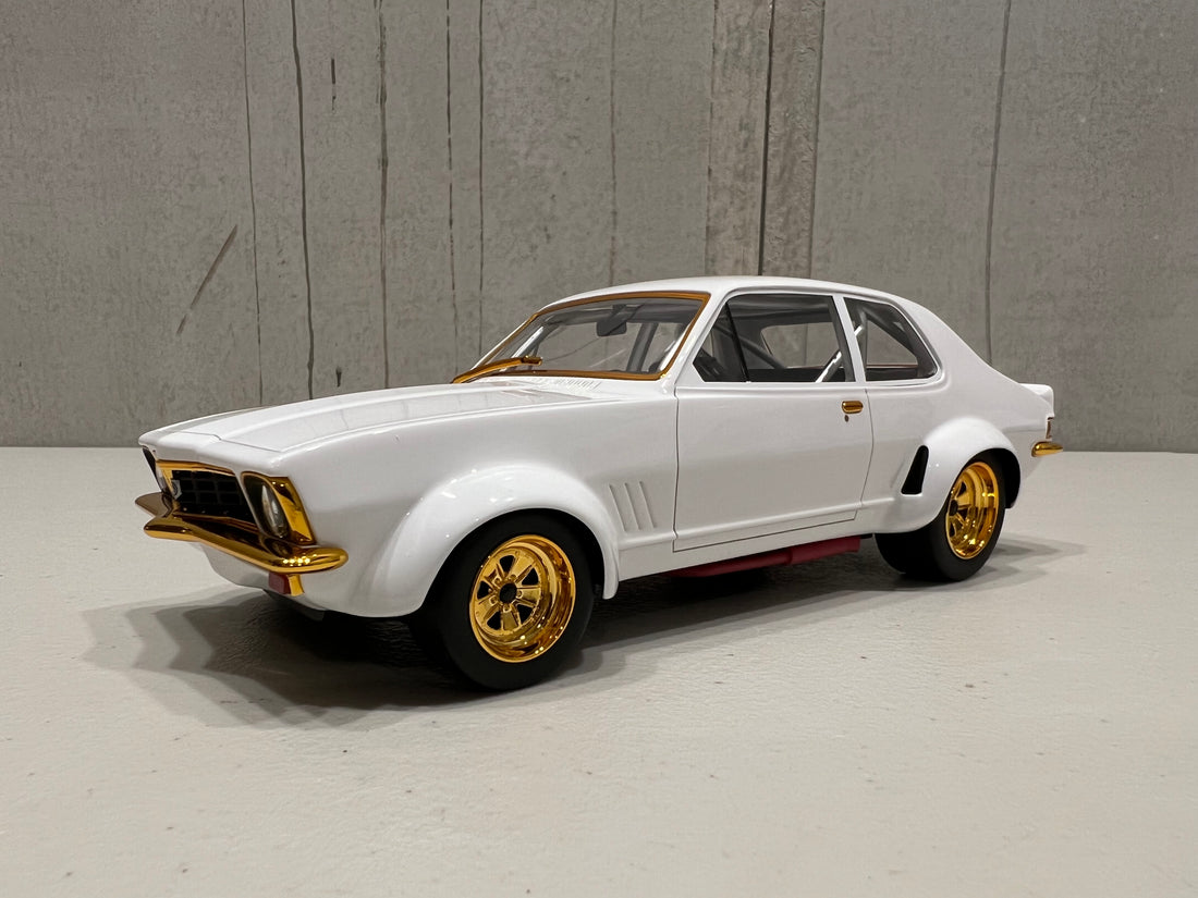 PETER BROCK - LJ TORANA V8 SPORTS SEDAN "BEAST BROCK" - 1 OF 52 - 1:18 SCALE MODEL