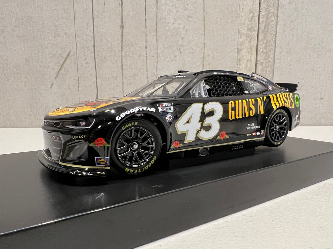 ERIK JONES 2023 GUNS N ROSES 1:24 ELITE DIECAST