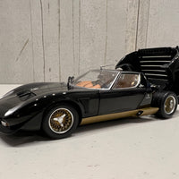 Lamborghini Miura SVR - Black/Gold - 1:18 Scale Diecast Model Car -Kyosho