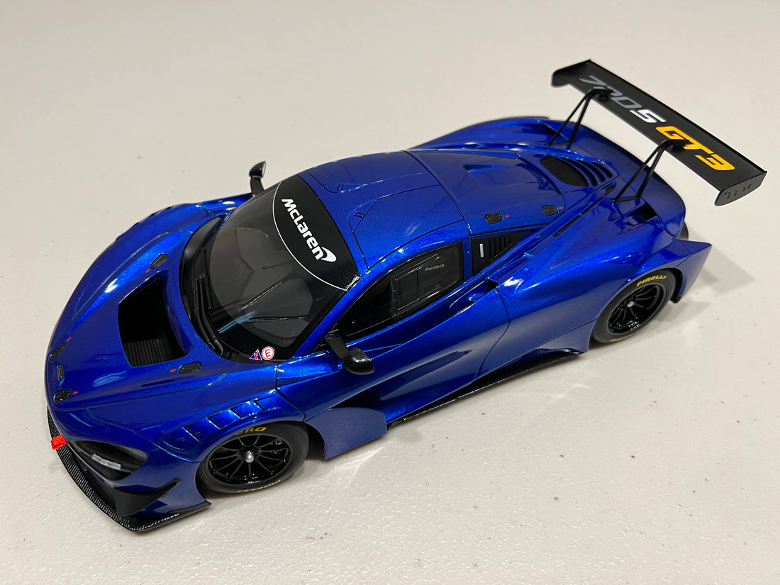 McLAREN 720S GT3 (AZURE BLUE) - SEALED BODY 1:18 - AUTOART