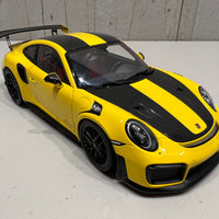 PORSCHE 911 (991.2) GT2 RS WEISSACH PACKAGE (RACING YELLOW)