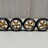 RAD GOLD CENTERED STAGGERED WHEEL & TYRE SET - 1:18 SCALE