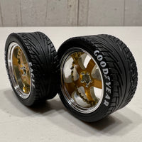 RAD GOLD CENTERED STAGGERED WHEEL & TYRE SET - 1:18 SCALE