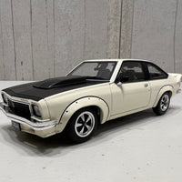 A9X TORANA 308 FACTORY CAR - 1:24 SCALE DIECAST MODEL - DDA