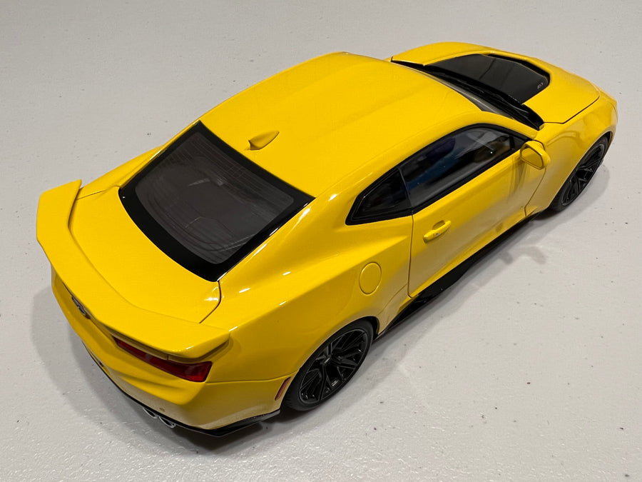 CHEVROLET CAMARO ZL1 2017 (BRIGHT YELLOW) 1:18 COMPOSITE - AUTOART