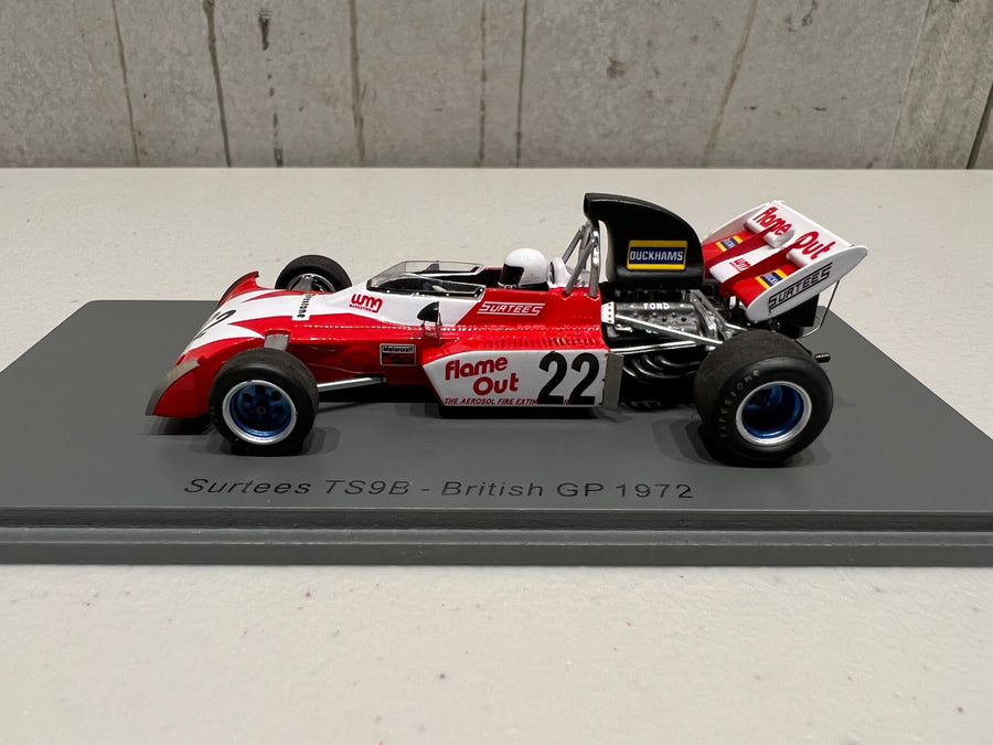 Surtees TS9B No.22 British GP 1972 - Tim Schenken - 1:43 Scale Resin Model Car - Spark