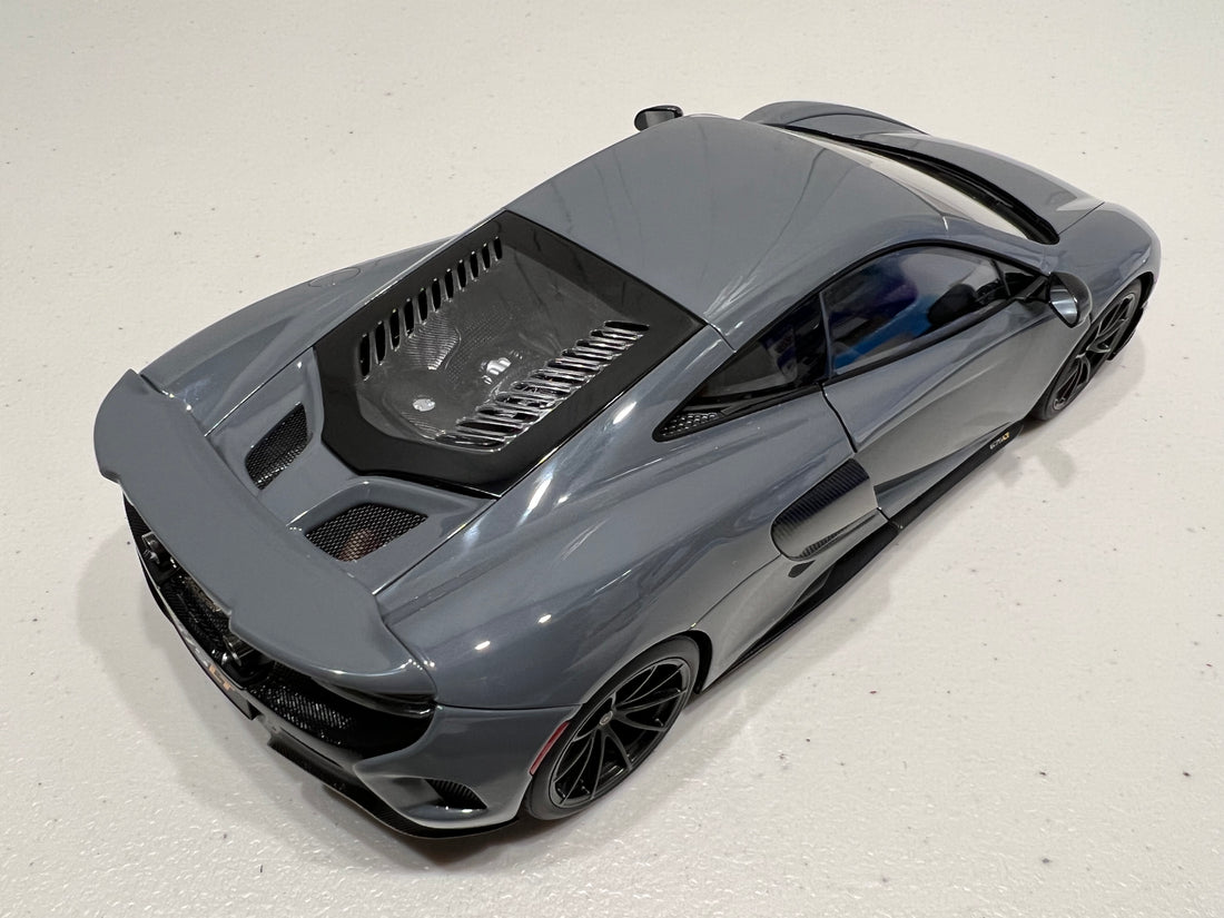 McLAREN 675LT (CHICANE GREY) 1:18 - AUTOART