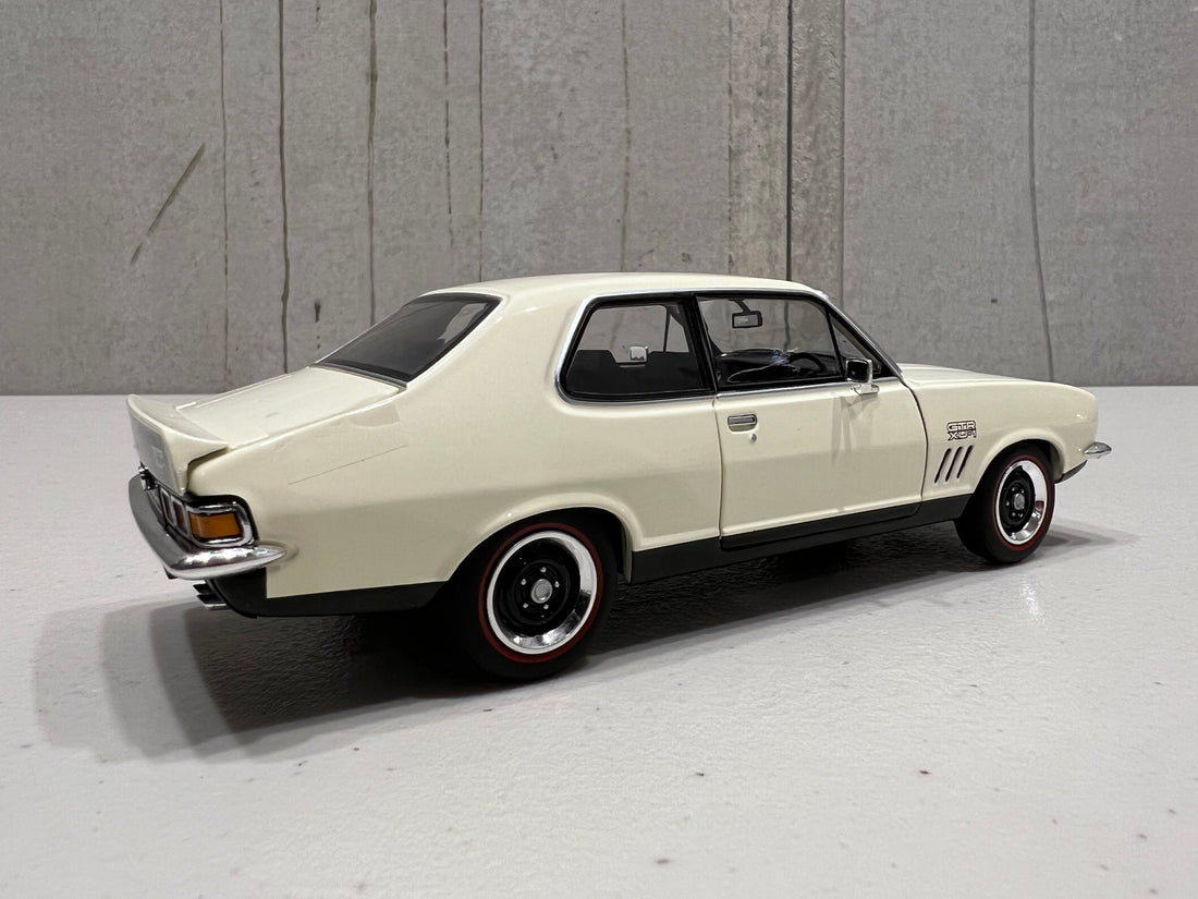 CUSTARD LJ GTR XU-1 TORANA - 1:24 SCALE DIECAST MODEL - DDA