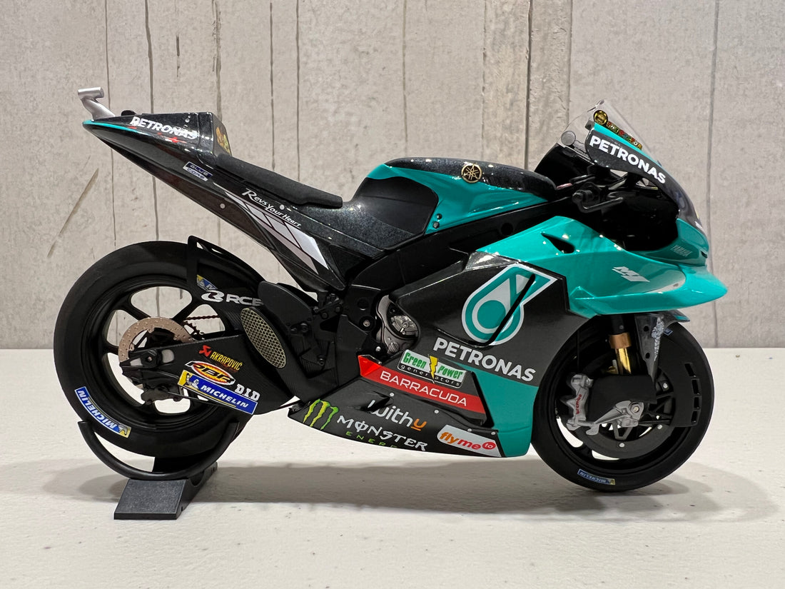 VALENTINO ROSSI 2021 TEAM PETRONAS YAMAHA  YZR-M1 SRT QATAR TEST 1:12 DIECAST MODEL