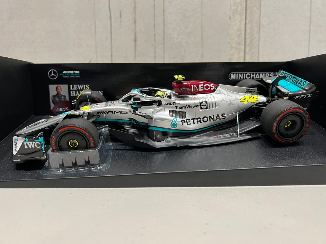 Lewis hamilton 1 18 hot sale scale