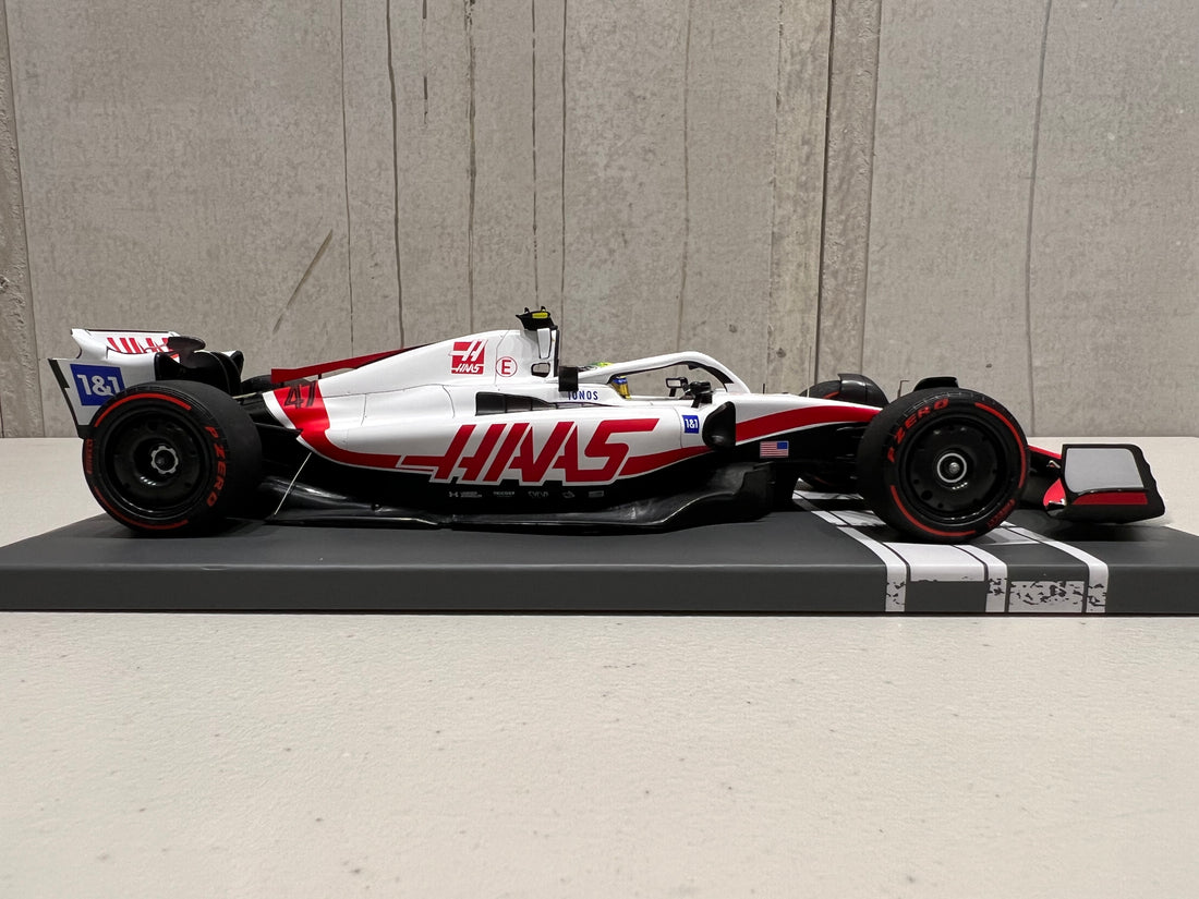 HAAS F1 TEAM VF-22 - MICK SCHUMACHER - BAHRAIN GP 2022 - 1:18 Scale Resin Model Car - Minichamps