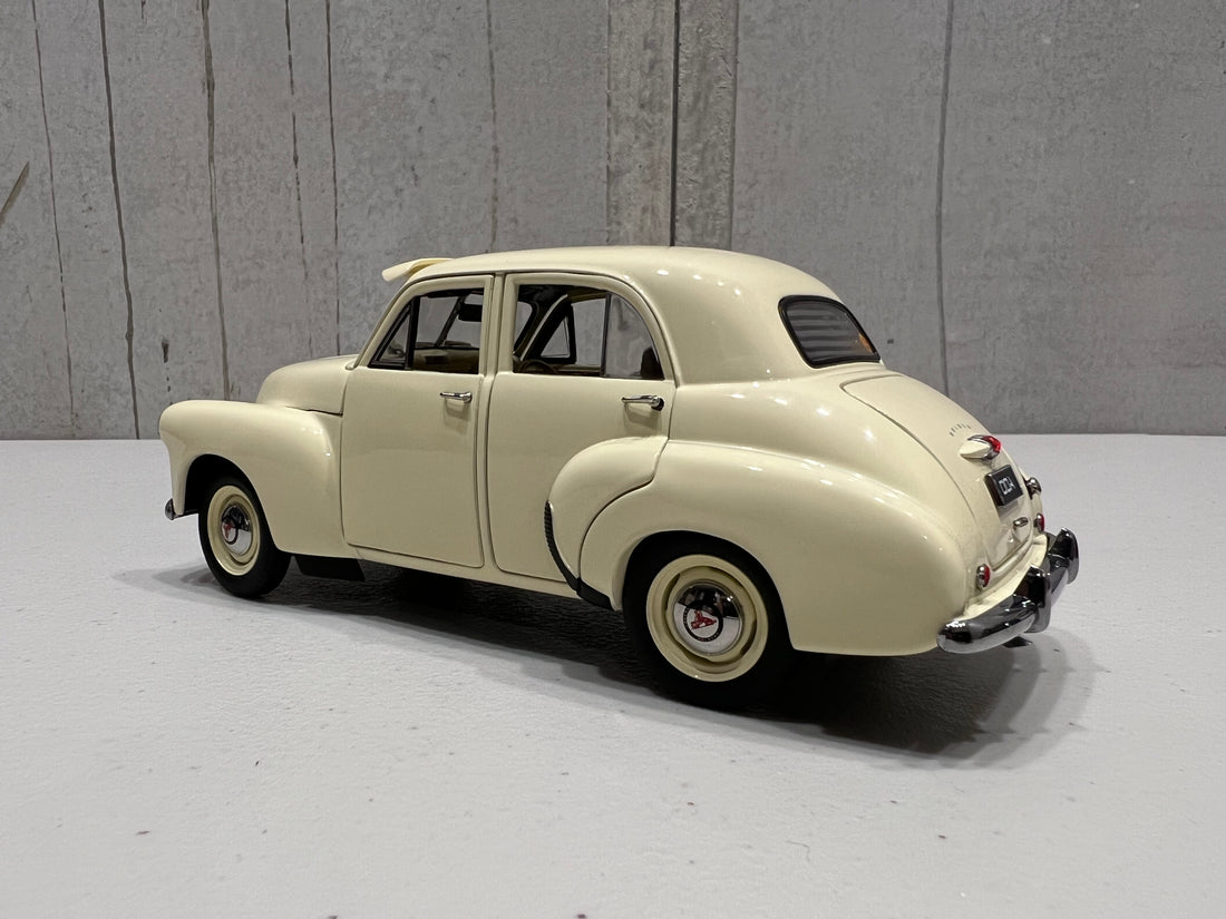 1948 CREAM FX HOLDEN SEDAN - 1:24 SCALE DIECAST MODEL - DDA