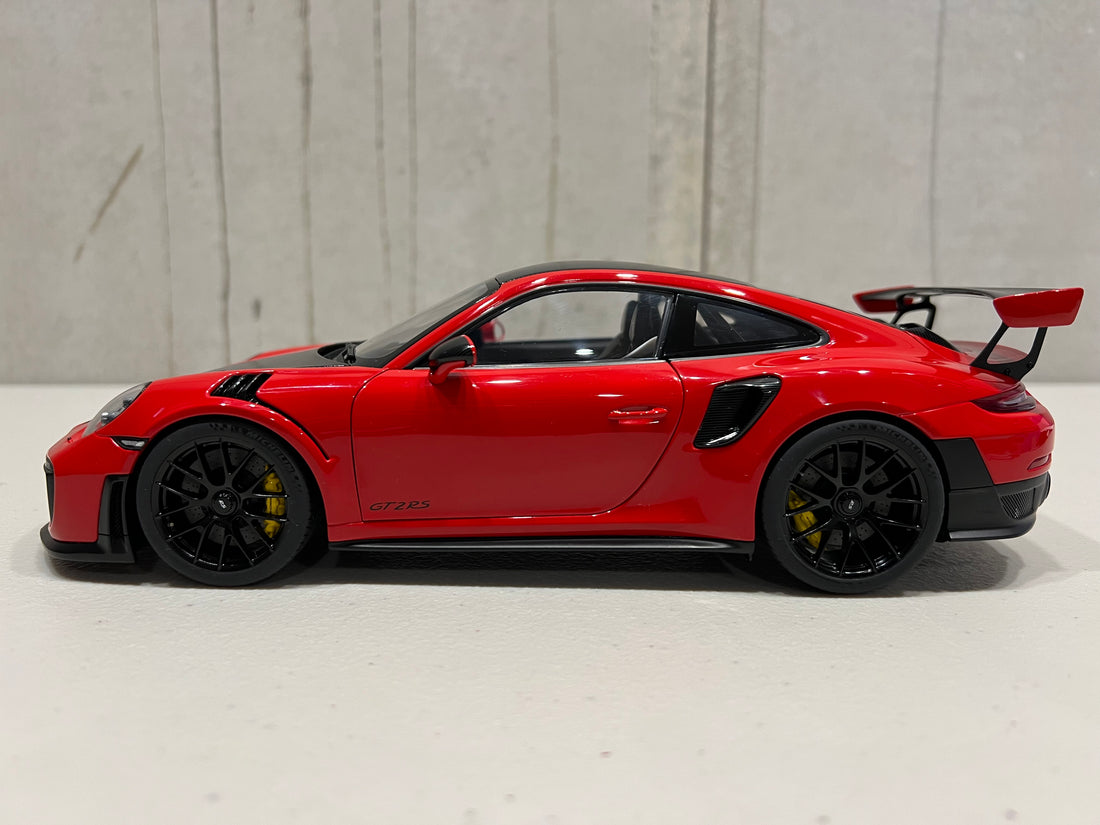 PORSCHE 911 (991.2) GT2 RS WEISSACH PACKAGE ( GUARDS RED ) AUTOART 1:18