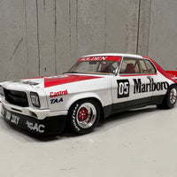 BROCK 05 HQ MONARO MARLBORO LIVERY V8 SPORTS SEDAN - 1:18 SCALE MODEL - ACE MODELS