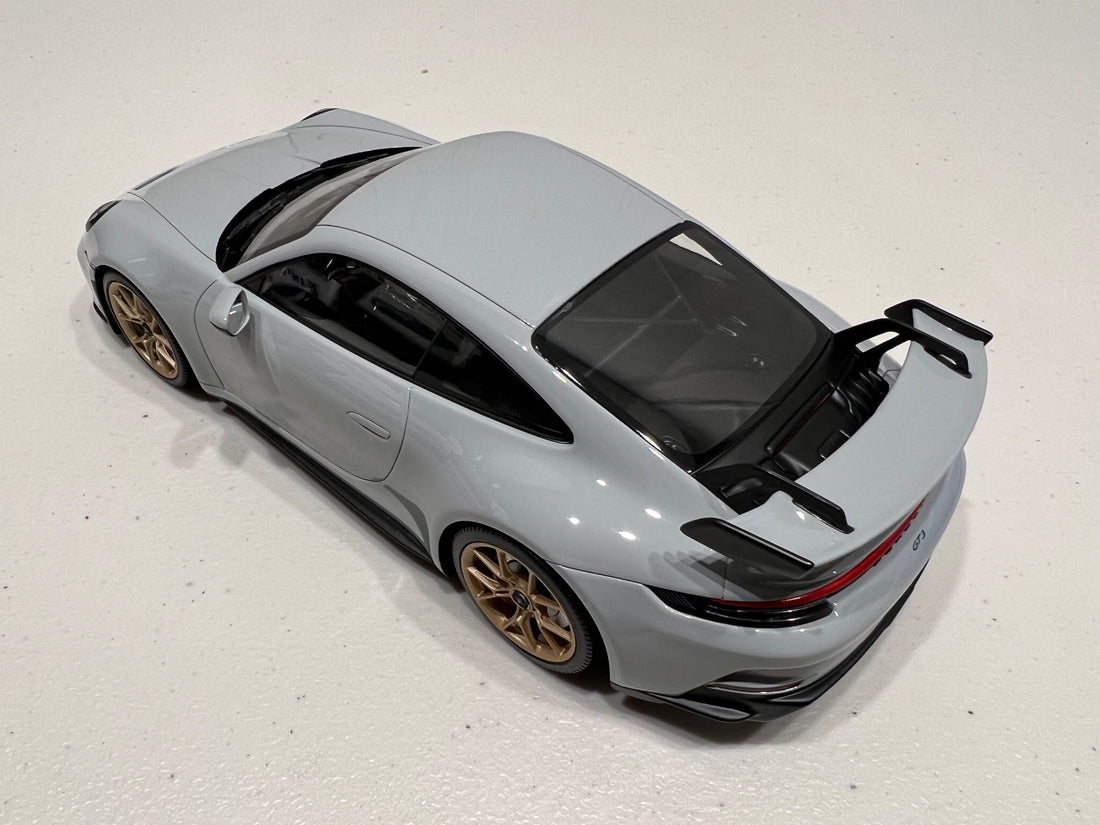 Minichamps porsche 911 hot sale gt3