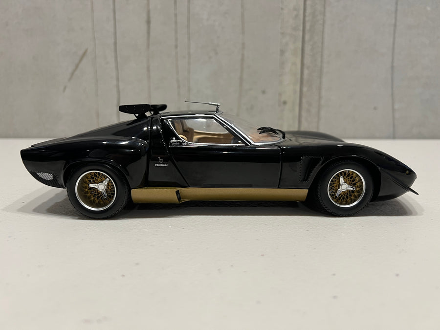 Lamborghini Miura SVR - Black/Gold - 1:18 Scale Diecast Model Car -Kyosho