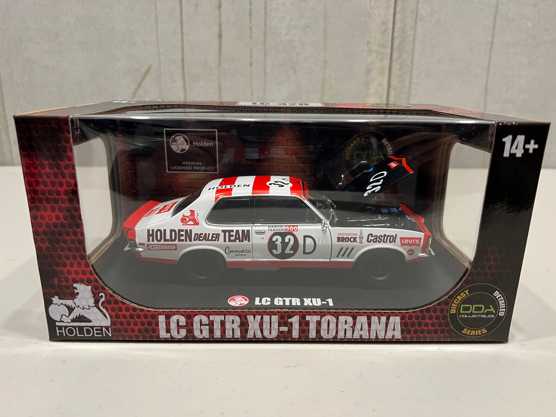 PETER BROCK - #32D LC TORANA - 1:24 SCALE DIECAST MODEL - DDA