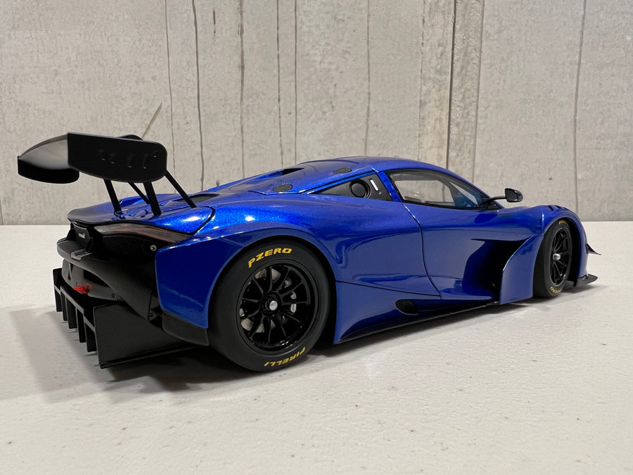 McLAREN 720S GT3 (AZURE BLUE) - SEALED BODY 1:18 - AUTOART