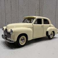 1948 CREAM FX HOLDEN SEDAN - 1:24 SCALE DIECAST MODEL - DDA