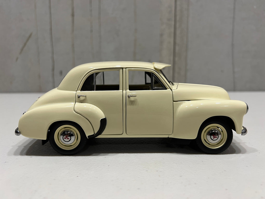 1948 CREAM FX HOLDEN SEDAN - 1:24 SCALE DIECAST MODEL - DDA