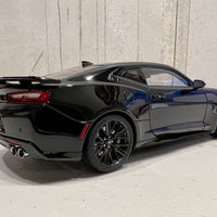 CHEVROLET CAMARO ZL1 2017 (BLACK) - 1:18 SCALE COMPOSITE MODEL - AUTOART