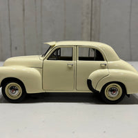 1948 CREAM FX HOLDEN SEDAN - 1:24 SCALE DIECAST MODEL - DDA