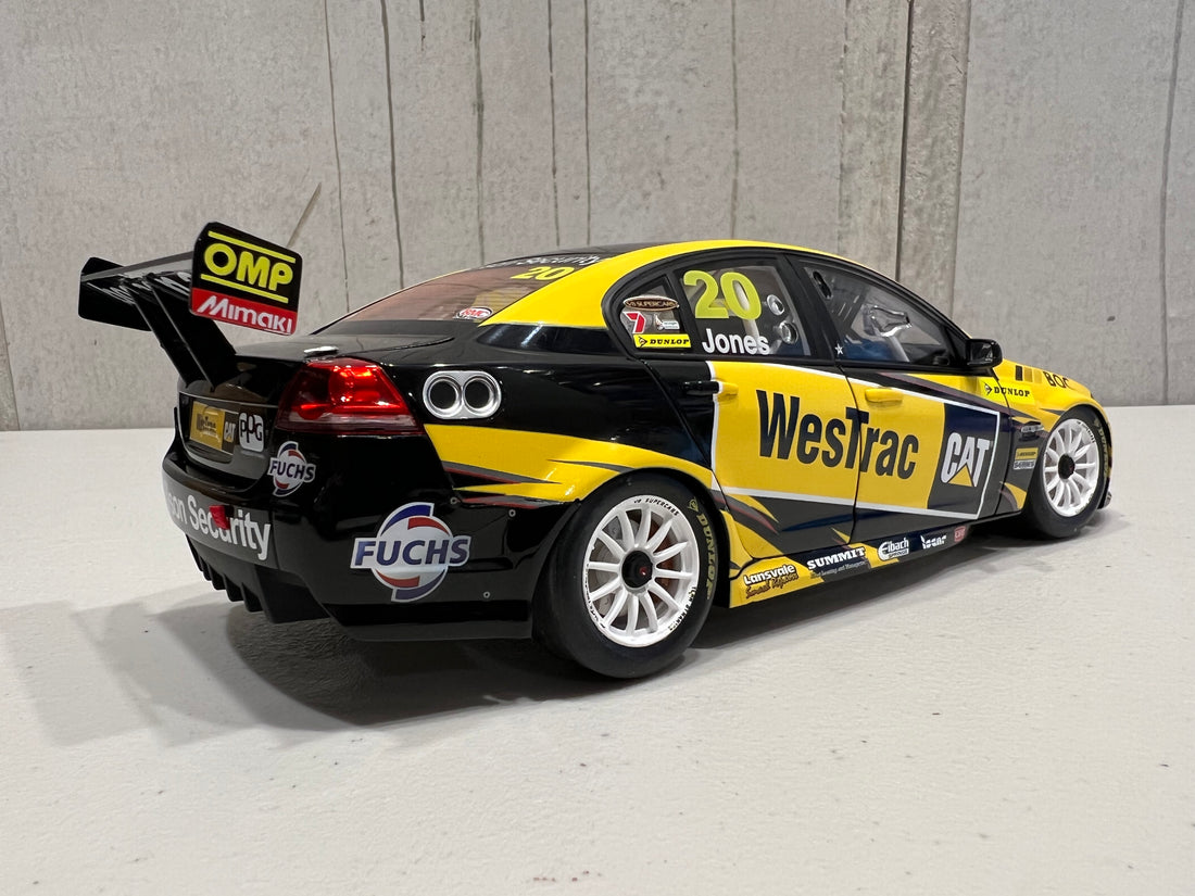 ANDREW JONES - 2012 WESTRAC HOLDEN VEII COMMODORE - DUNLOP SERIES - 1:18 SCALE DIECAST MODEL - BIANTE