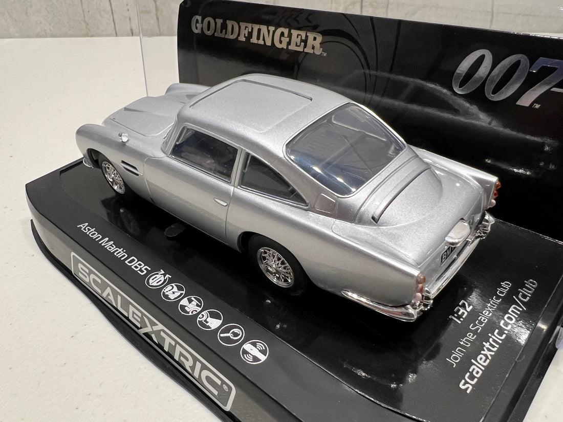 SCALEX JAMES BOND ASTON MARTIN DB5 - GOLDFINGER