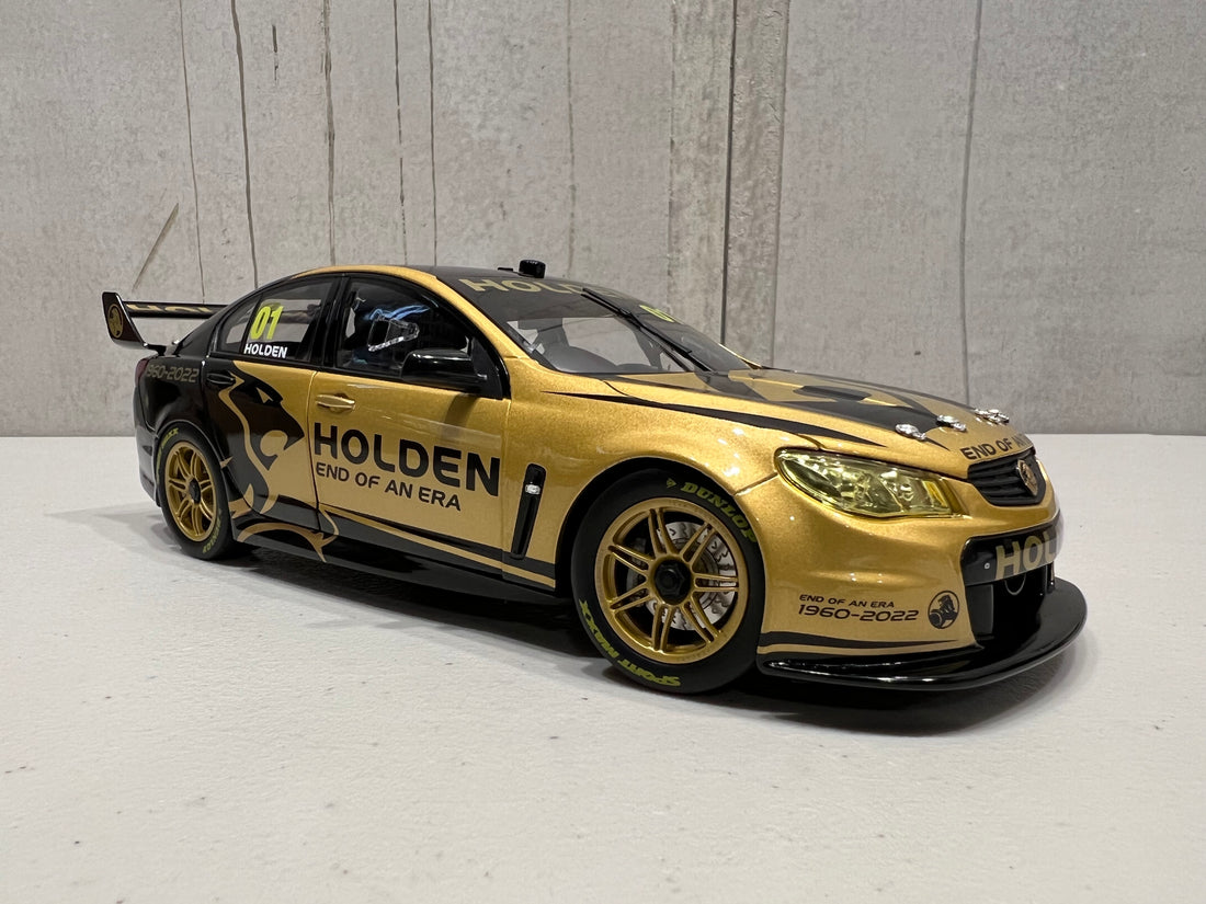 Holden VF Commodore - Holden End of an Era Special Edition - 1:18 Scale Diecast Model - AUTHENTIC COLLECTABLES