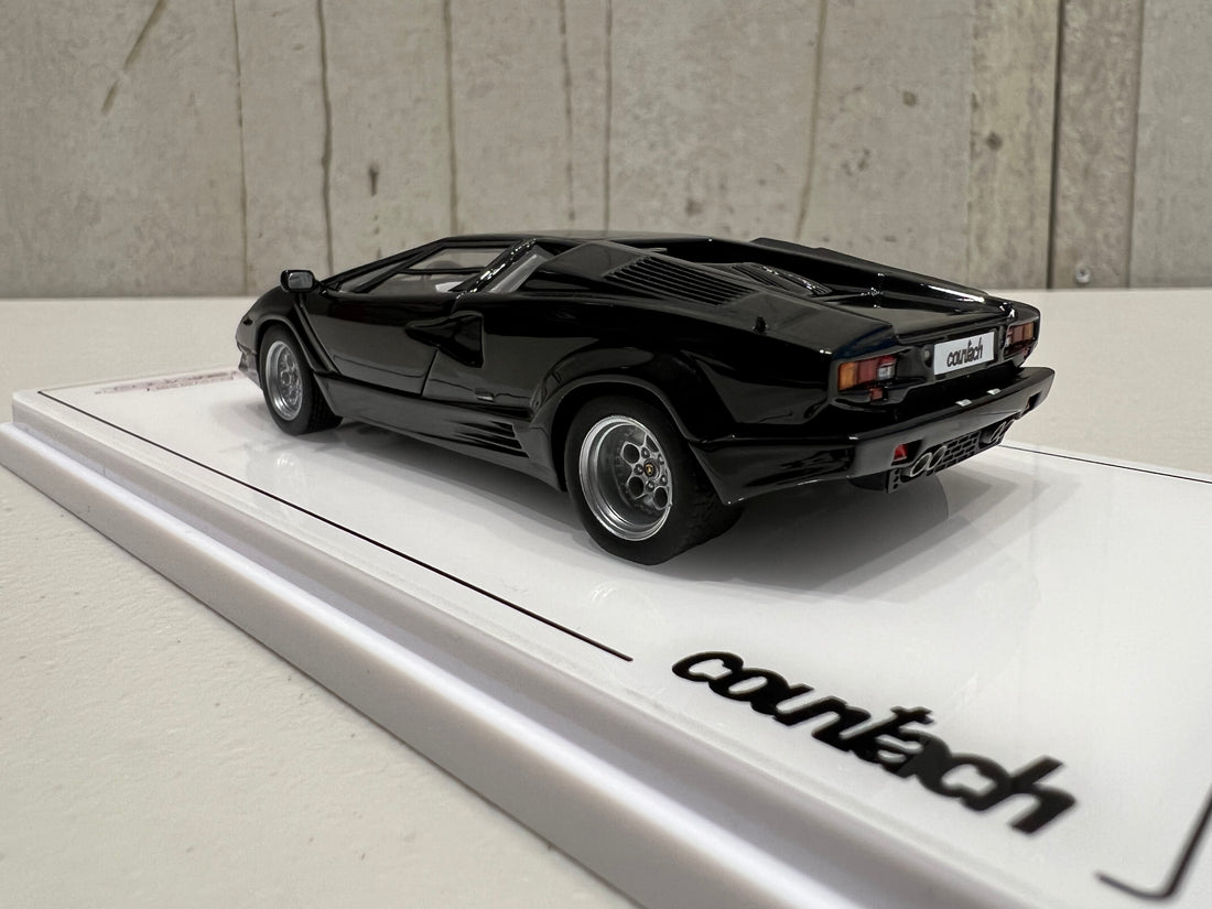 Lamborghini Countach 25th Anniversary Nero - 1:43 Scale Resin Model Ca ...