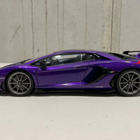 LAMBORGHINI AVENTADOR SVJ (VIOLA PASIFAE/PEARL PURPLE) 1:18 - AUTOART